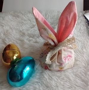 Bunny basket handmade treat bag handcrafted spring home decor cottagecore